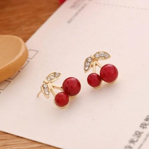 Personality red cherry earrings new fashion jewelry bohemian red crystal earrings leaves beads ladies elegant earrings