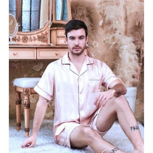 Mens Casual Pajamas Short Sleeves Short Pants Homewear Nightwear 2 Pcs Suit Set Home Clothes Ice Thin Silk Satin Sleepwear J120