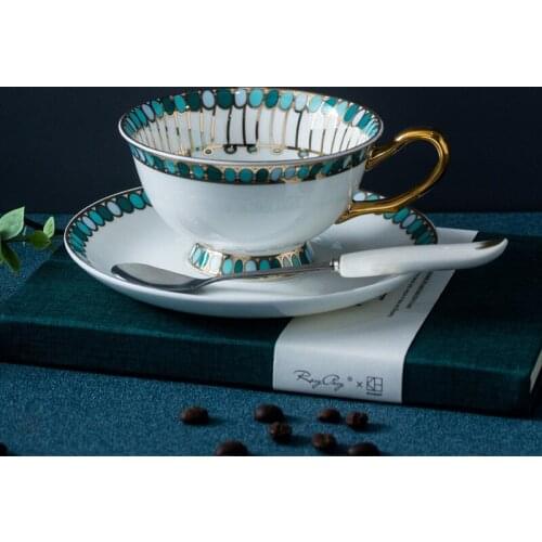 LingAo Creative Nordic bone porcelain coffee cup and saucer Afternoon tea cup ceramic European cup and saucer