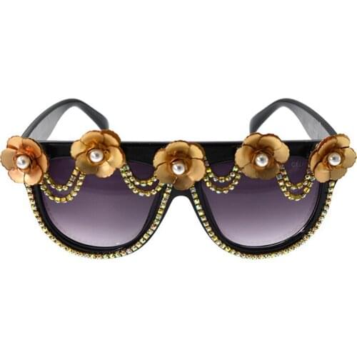 New Brand Design Vintage Baroque Flower Sunglasses Women Square Frame Fashion Luxury Superstar Glasses Lunette De Soleil Femme