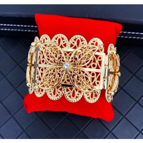 Gold Fashion Bangles for Women Crystal Side Open Cuff Bracelets Arabic Middles East Pakistan Wedding Jewelry for Bridal