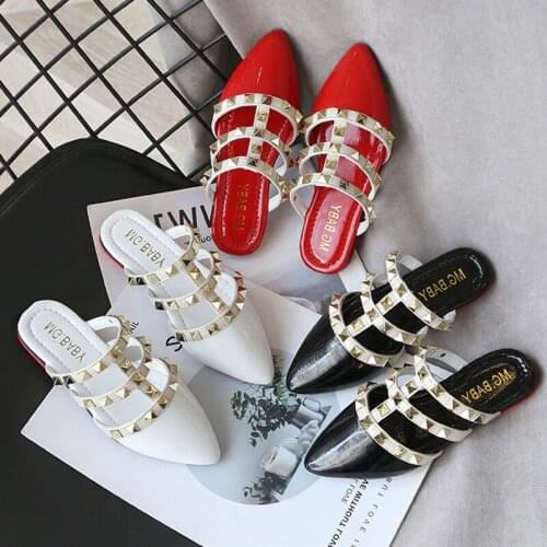 Girls Summer Slides Sandals PU Leather Rivet Designer Princess Shoes Closed-toe Slip-on Slippers Toddler Baby Flats Roman Sandal