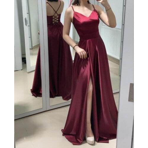 A-Line Long V-Neck Prom Dresses with Pockets Criss Cross Back Floor Length Burgundy Slit Robe De Soiree Formal Party Gown