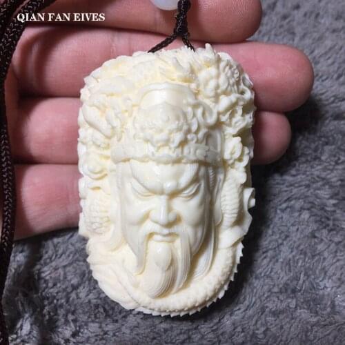 White God of Wealth Guan Gong Pendant Statue，Modern art sculpture，Car decoration accessories，Home Decoration Feng Shui Pendant