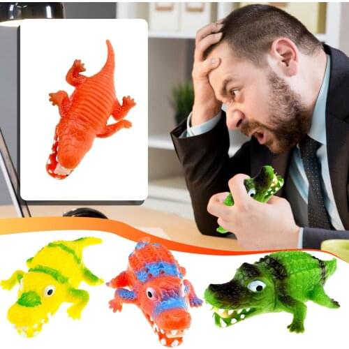 Lizards Toys,Food Grade Material TPR Super Stretchy Rubber Lizard Figure Realistic for Party Favors Boys Kids Learning Study Toy