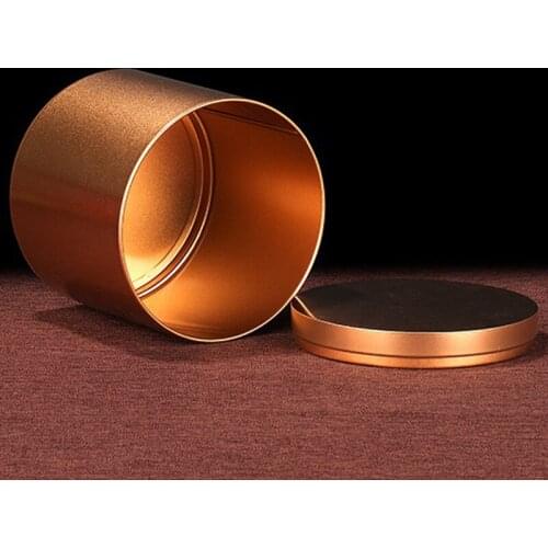 Xin Jia Yi Packaging Food Grade Container 1 Liter Square Olive Oil Latest Design Metal Food Grade Tin Cans