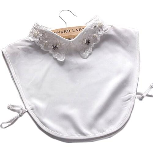 2017 New Solid Shirt False Collar White & Black Blouse Vintage Detachable Collars sharp necktie Women bead Clothes Accessories