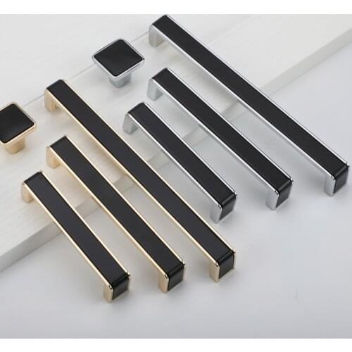 Luxury Extended Handle American Style Golden Kitchen Cabinet Door Handle Wardrobe Drawer Square Knob Single Hole Furniture