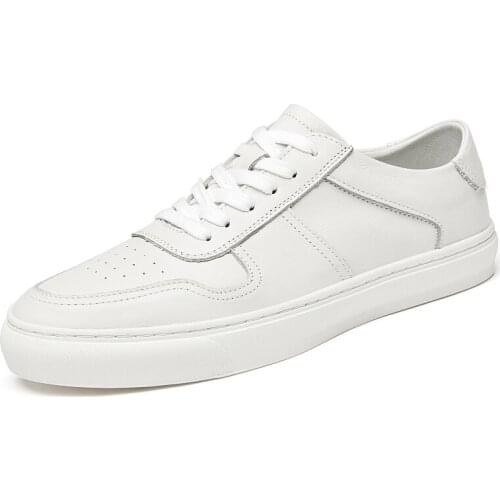 New Genuine Leather Golf Shoes Men White Sneakers Anti Slip Jogging Walking Footwears Leather School Shoes High Quality British