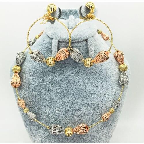 Diverse selection of stylish wedding Dubai African Jewelry collection gold necklace earrings romantic woman bride jewelry