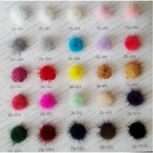 Fur Craft Pompon Ball 28mm Pom pom Lovely Pompoms for Girl Kids Hairpins Hair Clip barrettes ornament Accessories GR101