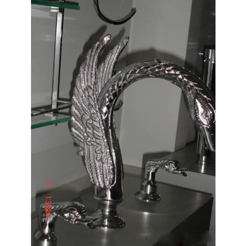 Free shipping chrome clour 3 Pcs widespread bathroom swan tub faucet mixer tap deck mounted