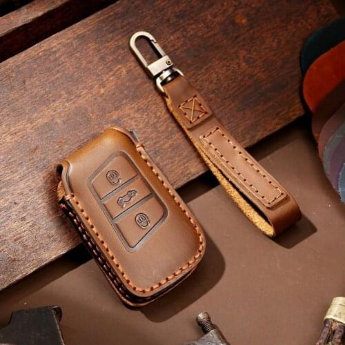 Leather Car Key Case Cover For Volkswagen VW Passat B8 For Skoda Superb A7 KODIAQ 2016- 2020 Protector Cover Keychain