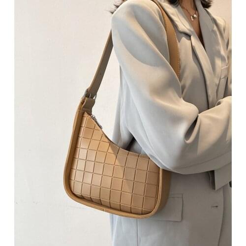 Simple Soft-Faced Solid Plaid Saddle Bag Women Retro Large-Capacity Zipper PU Handbag WomenS Korean Style Underarm Shoulder Bag