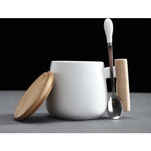 Simple Couple Cup with Wooden Handle Ceramic Cup A Pair of Coffee Cup Mug with Spoon cute coffee mugs and cups