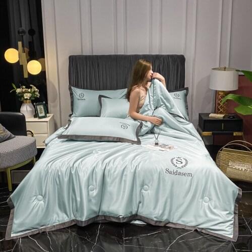 Luxurious Washable Silk Summer Quilt Ice Silk Air-Conditioning Quilt Cool Summer Quilt Summer Home Hotel Thin Quilt