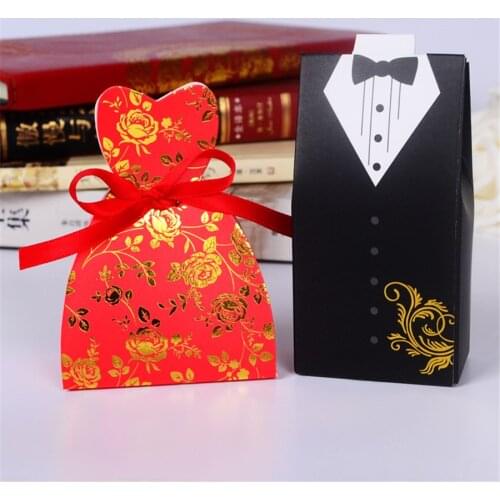 200pcs Red Wedding Candy Boxes Gift Wedding Dress Candy Bag the Bride and Groom Suit Paper Kraft Candy Box Free Shipping