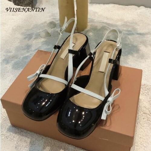 Summer New Patent Leather Bow Knot Thick Heel Sandals Female Temperament Leather Roman High Heel Pumps Shoes