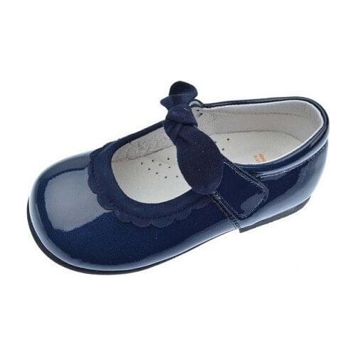 Girls hags in blue kaffir patent leather with velcro, from Andanines