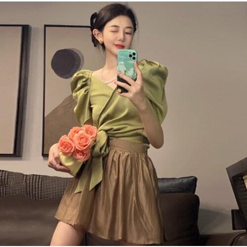 Two-Piece Skirt Summer Vintage French V-Neck Tie Puff Sleeve Shirt + Elastic Waist Mini Skirt Female Fashion Two-Piece Suit 2021