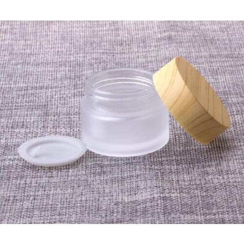 5 10 15 30 50 G / ML Empty Refillable Containers with Wooden Grain Screw Caps and Inner Lids, Round Glass Jars for Cosmetic Body
