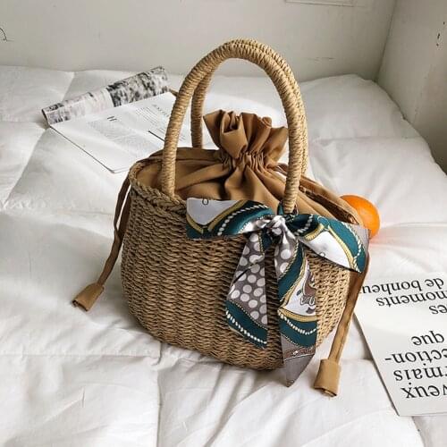 2021 INS Fashion Women Summer Straw Bags Handmade Drawstring Beach Bags Raffia Rattan Woven Handbags Vacation Shopping Bags