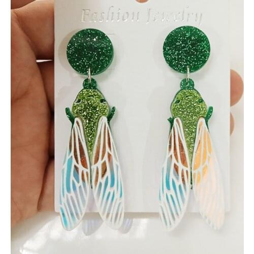 New Fashion Glitter Acrylic Insect Drop Earrings For Women Green Cicada Long Wings Dangle Earrings Accessories Brincos 2019