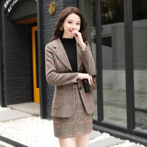 Korean version of England retro lattice casual temperament suit jacket female spring and autumn fashion mini skirt two sets