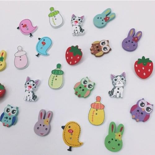 40pcs 2 Holes Assorted Random Mix kawaii Animals Cartoons Wood Sewing Buttons Scrapbooking animie wooden button