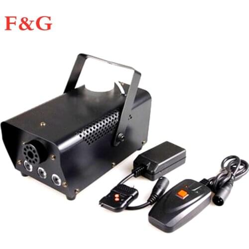 Envío rápido disco máquina de humo colorida mini LED remote fogger eyector dj Navidad Fiesta escenario luz niebla máquina