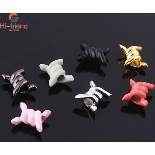 50Pcs/Lot Barbed Wire Brambles Shoe Mark Accessories Keychain Young Men Women Casual Shoes Accessories Jewelry Wholesale