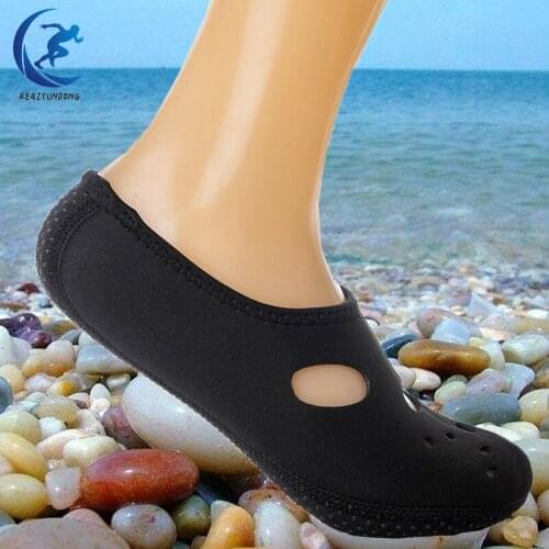 Water Socks Quick Dry Aqua Socks Barefoot Diving Socks Breathable Non-Slip Rubber Sole Swimming Fins For Men Women Diving Beach