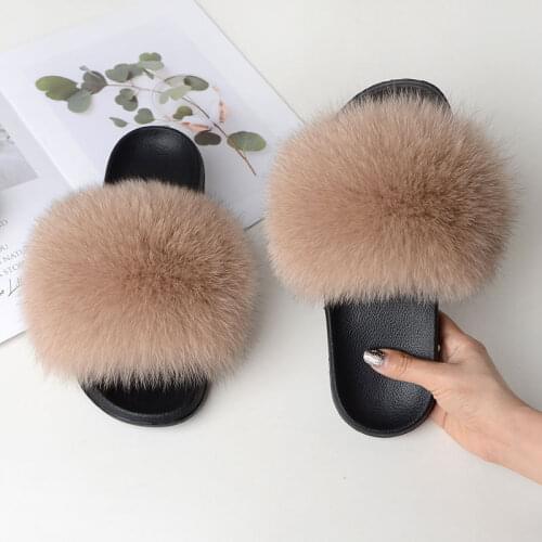 Fashion Women Summer Casual Fluffy Slippers with Fur Flat Non-Slip Real Fox Fur Furry Slides Large Size Shoes Fur Sandals 2021