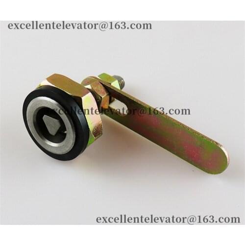 L70mm Elevator Triangle Lock Door Lock Swing Lever