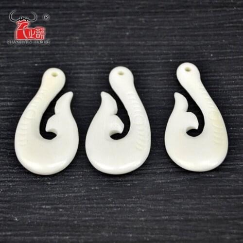 3PCS Handmade Carved Yak Bone Fishhook Pendant New Zealand Maori Style Bone white Beads DIY Jewelry Accessory 42mmX21mm