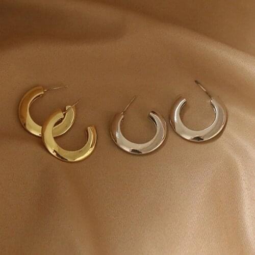 European and American minimalist exaggerated geometry cool wind ins creative unique fashion brass Circle Earrings