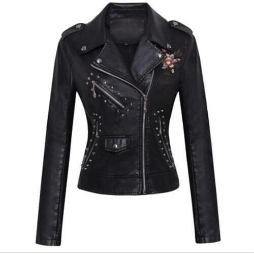 Women Patchwork Leather Jackets Flower Embroidery Rivets Short Section Pu Leather Small Jackets Casual Motorcycle Coats J3447