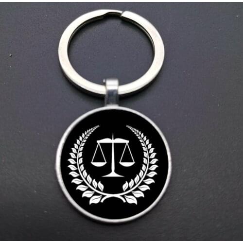 A gift for men from Tianping Judge Justice Messenger dome keychain