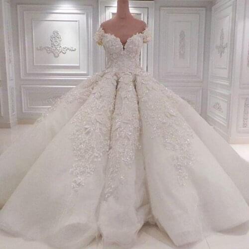Luxury Off Shoulder Crystal 2021 Wedding Dresses Lace Beaded Sequins Bridal Gowns Vintage Ball Gown Plus Size robes de bal