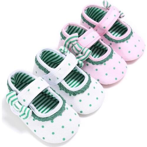 Baby polka dot ruffled bow soft soles comfortable soft bottom childrens shoes