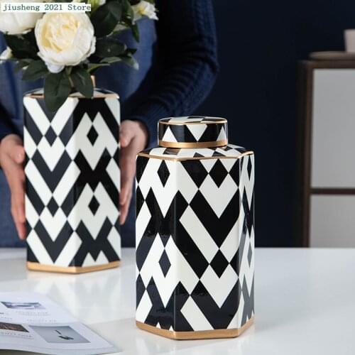 Ceramic Decorative Jars Modern Minimalist Black and White Bottles Nordic Home Furnishings Ceramic Flower Vase Living Room Crafts