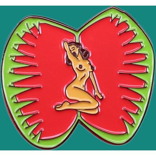 Beautiful Girl Lapel Brooch Collect Bathing Metal Pins Backpack Hat Collar Adorn Cartoon Badges Fashion Jewelry Gifts