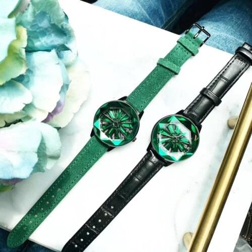 So Vivid Green Crystal Watches for Women Creative Multi Facet Crystal Star Watch Spinning Rhinestone Flower Wrist watch Rotated