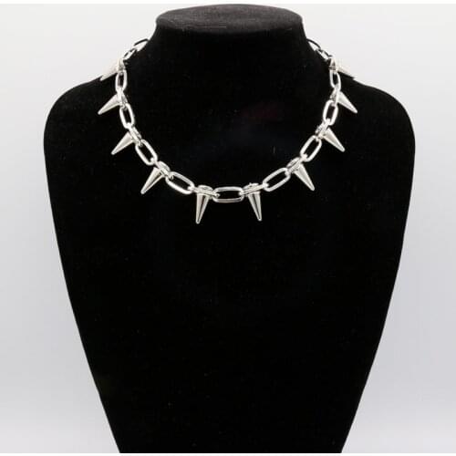 Punk Style Rivets Choker Jewelry Fashion Alloy Rivets Deco Necklace Rock Night Club Accessory Gifts for Friends New Arrival