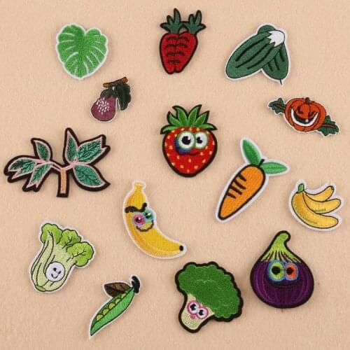 50pcs/lot Vegetables Carrot Banana Embroidery Patches Letters Clothing Decoration Accessories Diy Iron Heat Transfer Applique