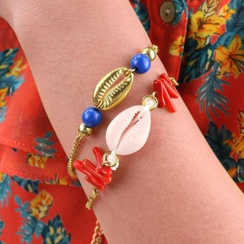 CHICVIE Fashion Cowrie Shell Jewelry Bracelets Bangles For Women Bohemian Beach Bracelet Gold Charm Chain Bracelets SBR190092