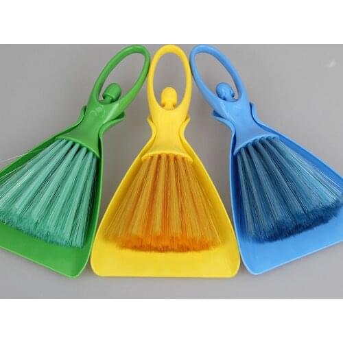 Pet mini-broom hand brush dustpan plastic broom cleaning sofa keyboard crevices creative ballet shape yellow blue green