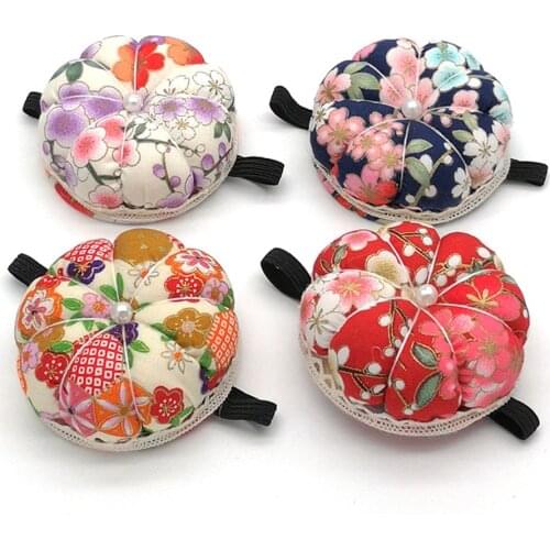 4 Color Creative Pumpkin Needle Pin Cushion Holder Wrist Pincushion Diy Craft Sewing Supplies Sewing Kit