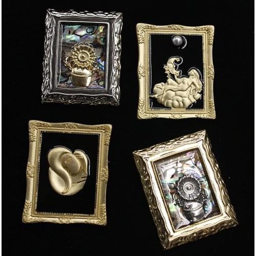 New Retro Baroque Van Gogh oil painting Picasso oil painting Brooch shell ceramic high-level cold wind lady accessories wholesal