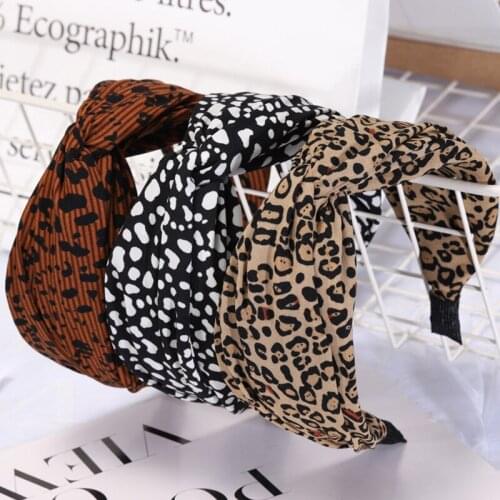 Korean Version of The New Leopard Print Black And White Head Band Crossover Hair Band Fashion Versatile Headband